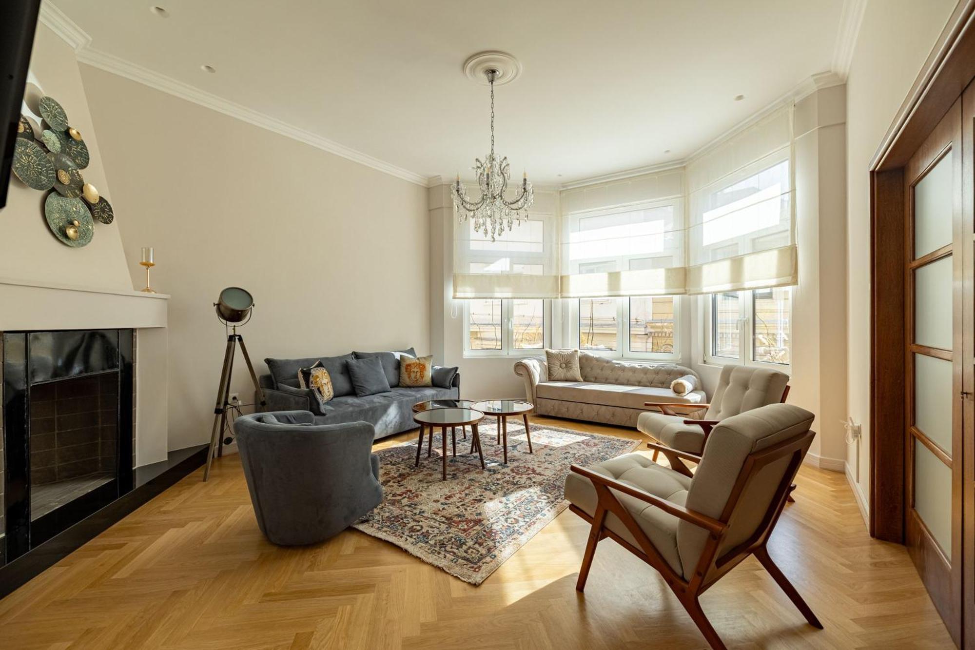 Kolonaki Chic Haven - A Downtown Retreat Apartment Athens