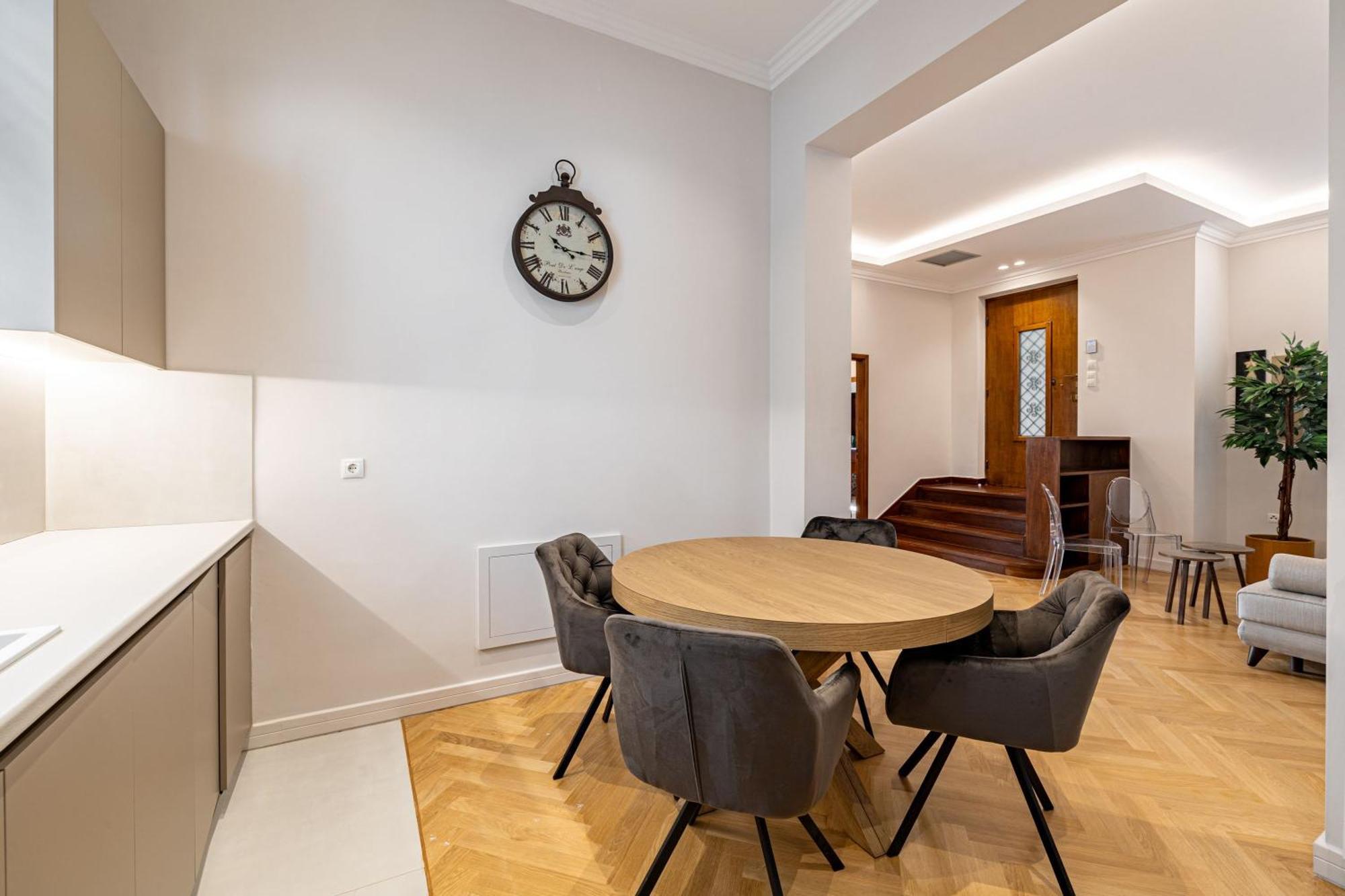 Apartment Kolonaki Chic Haven - A Downtown Retreat *